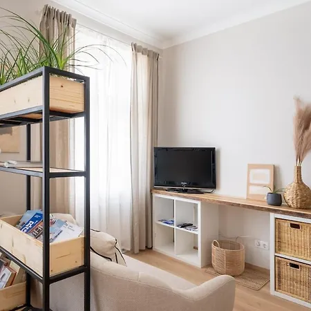 Sunny Retreat - Premium - Perfect For 2 Riga