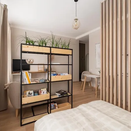 Sunny Retreat - Premium - Perfect For 2